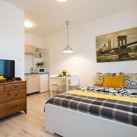 Apartamenty Zamulkowa 4Two Катовице Экстерьер фото