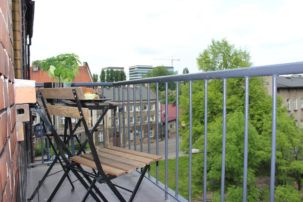 Apartamenty Zamulkowa 4Two Катовице Экстерьер фото