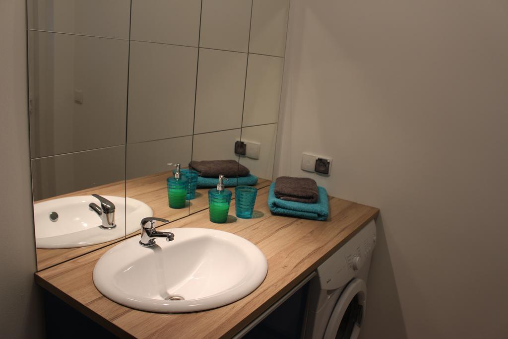 Apartamenty Zamulkowa 4Two Катовице Экстерьер фото